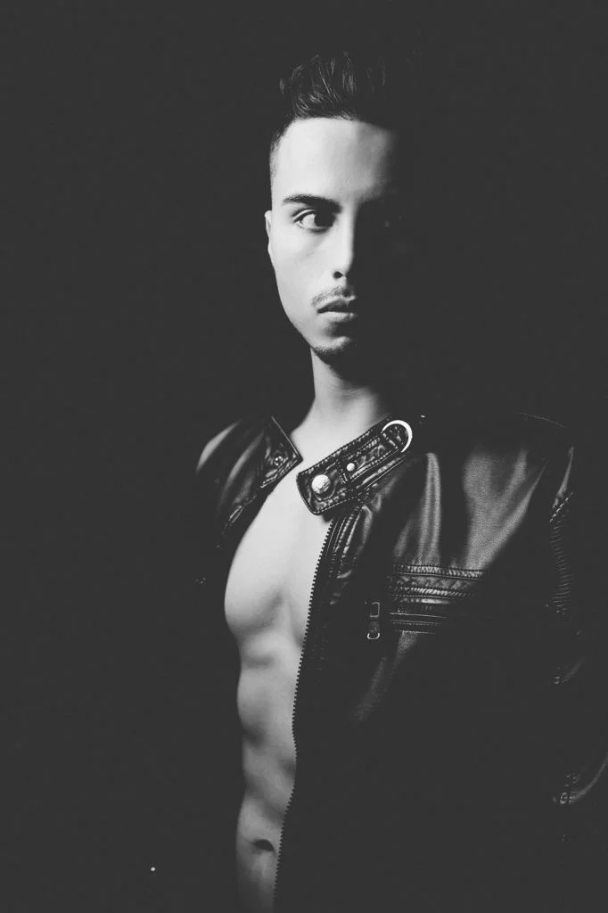 sexy men black and white photography muscles 